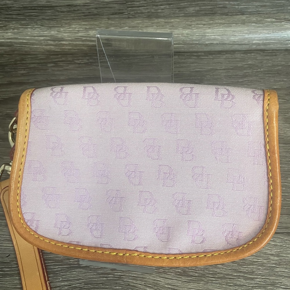Dooney & Bourke Wristlet with Tan Trim - Picture 7 of 7
